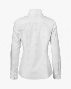 mockup-camisa-social-feminina-costas