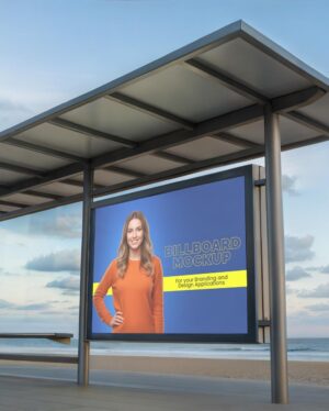 Mockup Anúncio Beira-Mar - Vista Frontal Mockup Mockups de Publicidade para Download