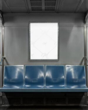 Mockup Anúncio Painel Vagão Metrô 962 - Mockup PSD Mockups de Publicidade Editável