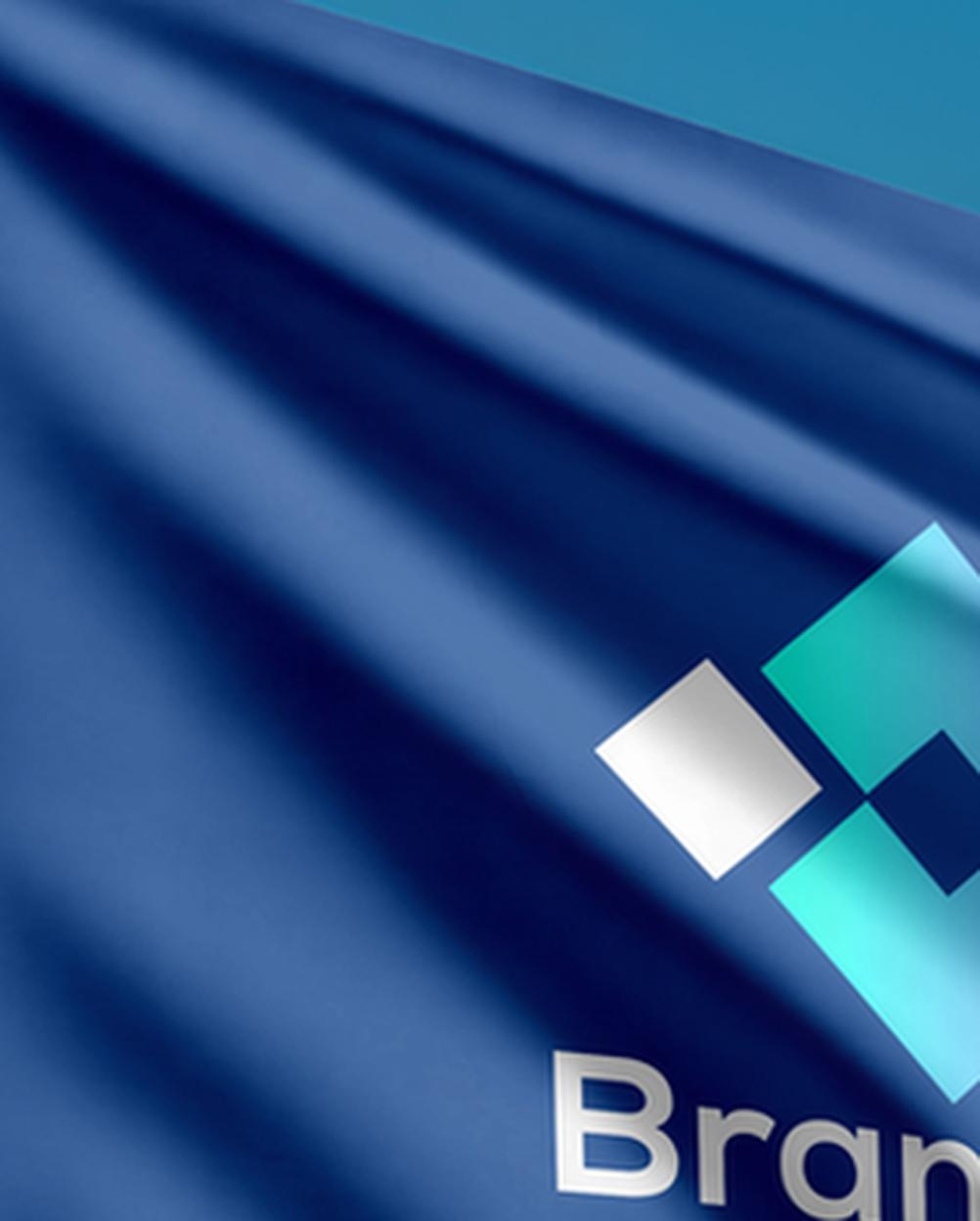 Mockup Bandeira Mastro Céu Aberto Profissional Detalhe Realista Mockup Bandeira Mastro Céu Aberto Profissional - Detalhe Realista Mockups de Publicidade Mockup Profissional