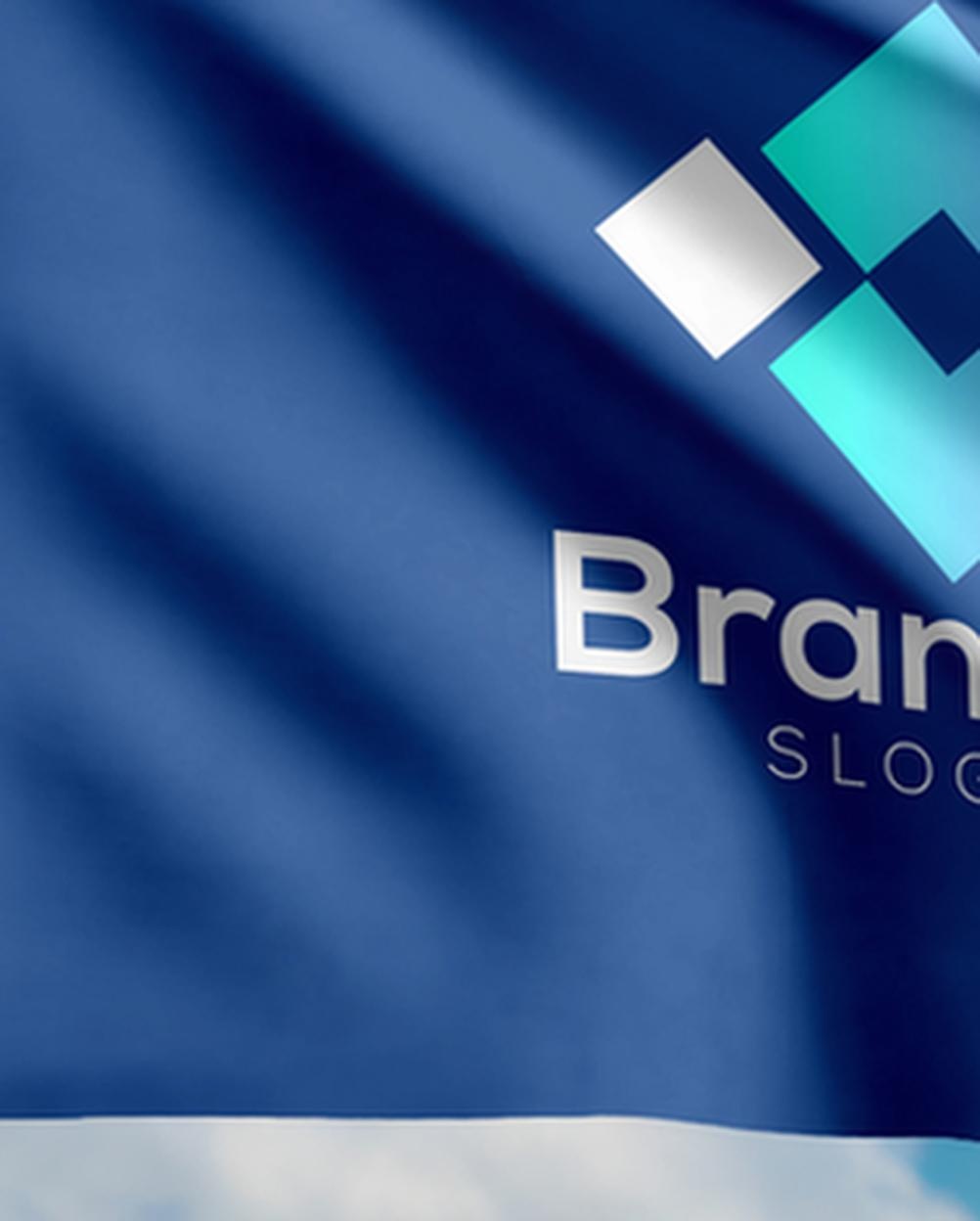 Mockup Bandeira Mastro Céu Aberto Profissional Perspectiva PSD Mockup Bandeira Mastro Céu Aberto Profissional - Perspectiva Mockup Mockups de Publicidade Download